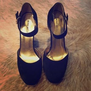 Black suede Mary Jane Shoes